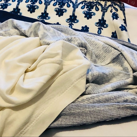 ✨HOST PICK✨ NWT FARM RIO DRESS (L) - Picture 13 of 15